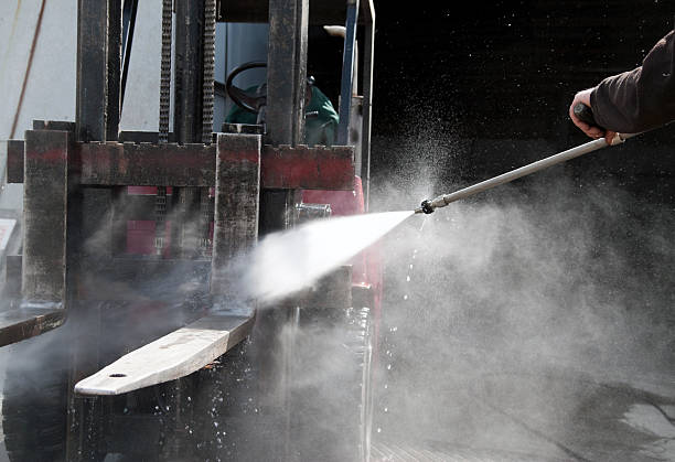 Why Choose Our Certified Pressure Washing Experts for Your Project Needs in Sparta, MO?